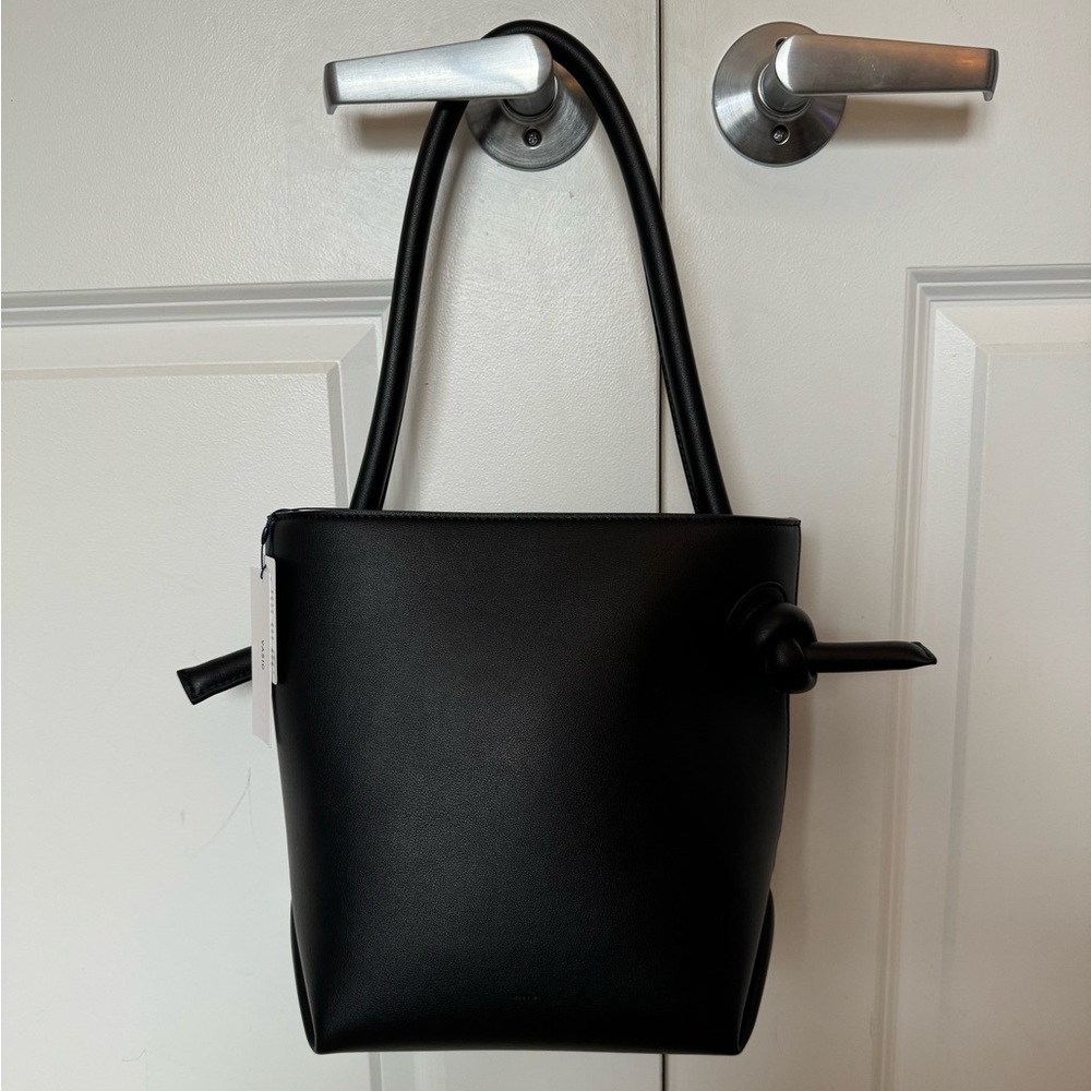 NWT Vasic Mini Patti